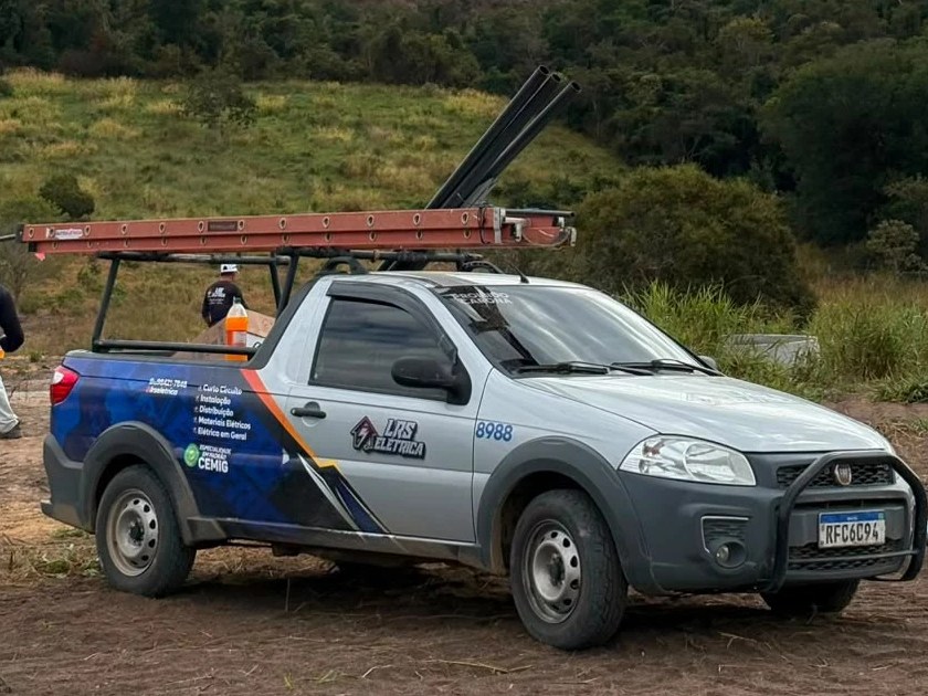 Viatura da LRS Elétrica em campo